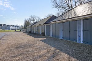 Garage in block of 4- click for photo gallery